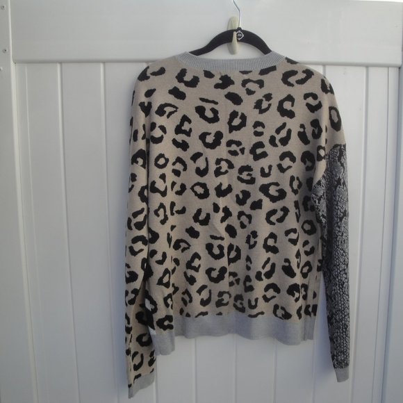 Peyton Primrose Sweater Animal Print Crewneck Pullover Large - Picture 3 of 4